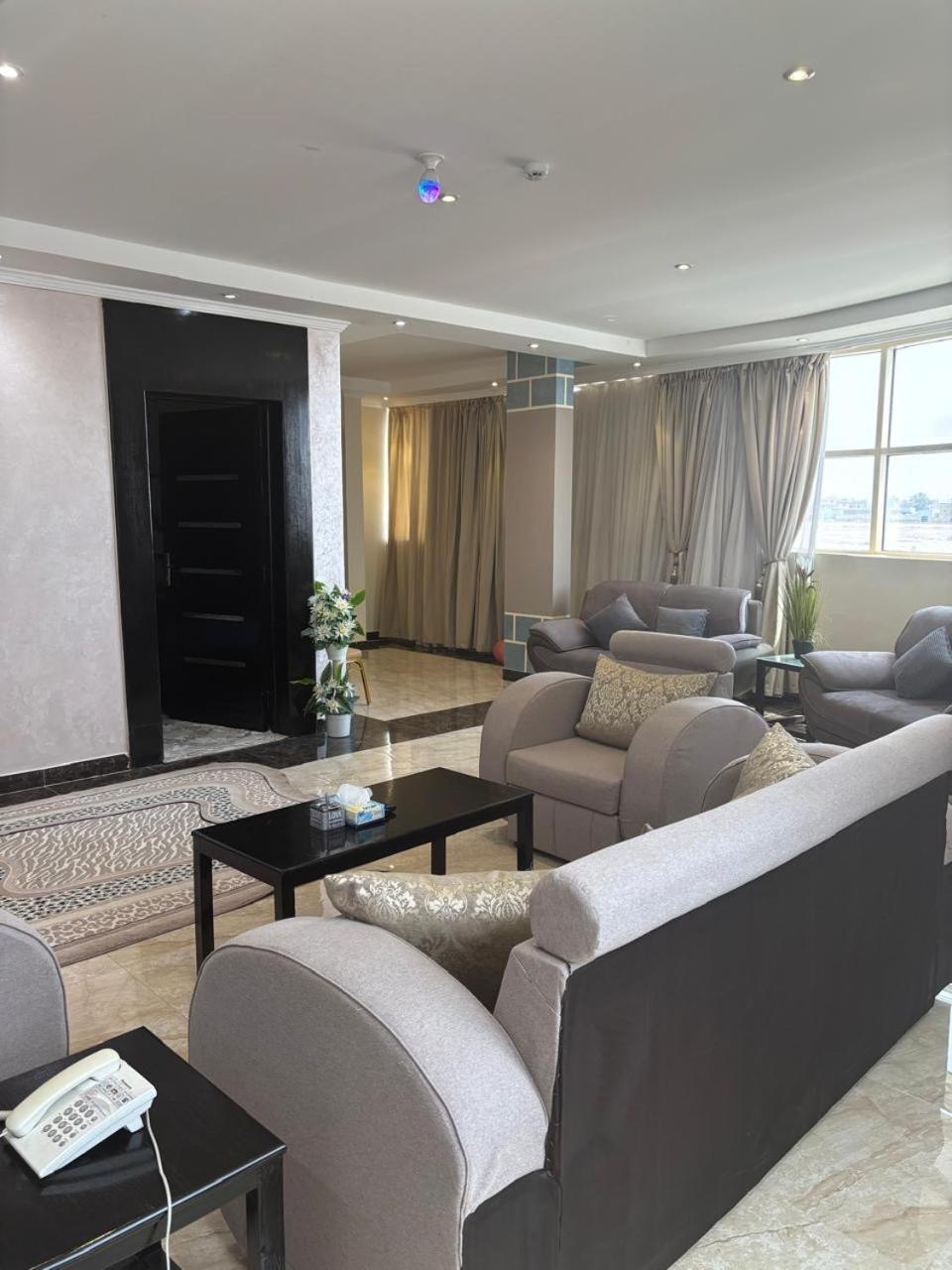 Al Lord Hotel *